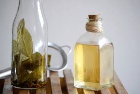 Botella de vinagre con esencia de menta 1 litro